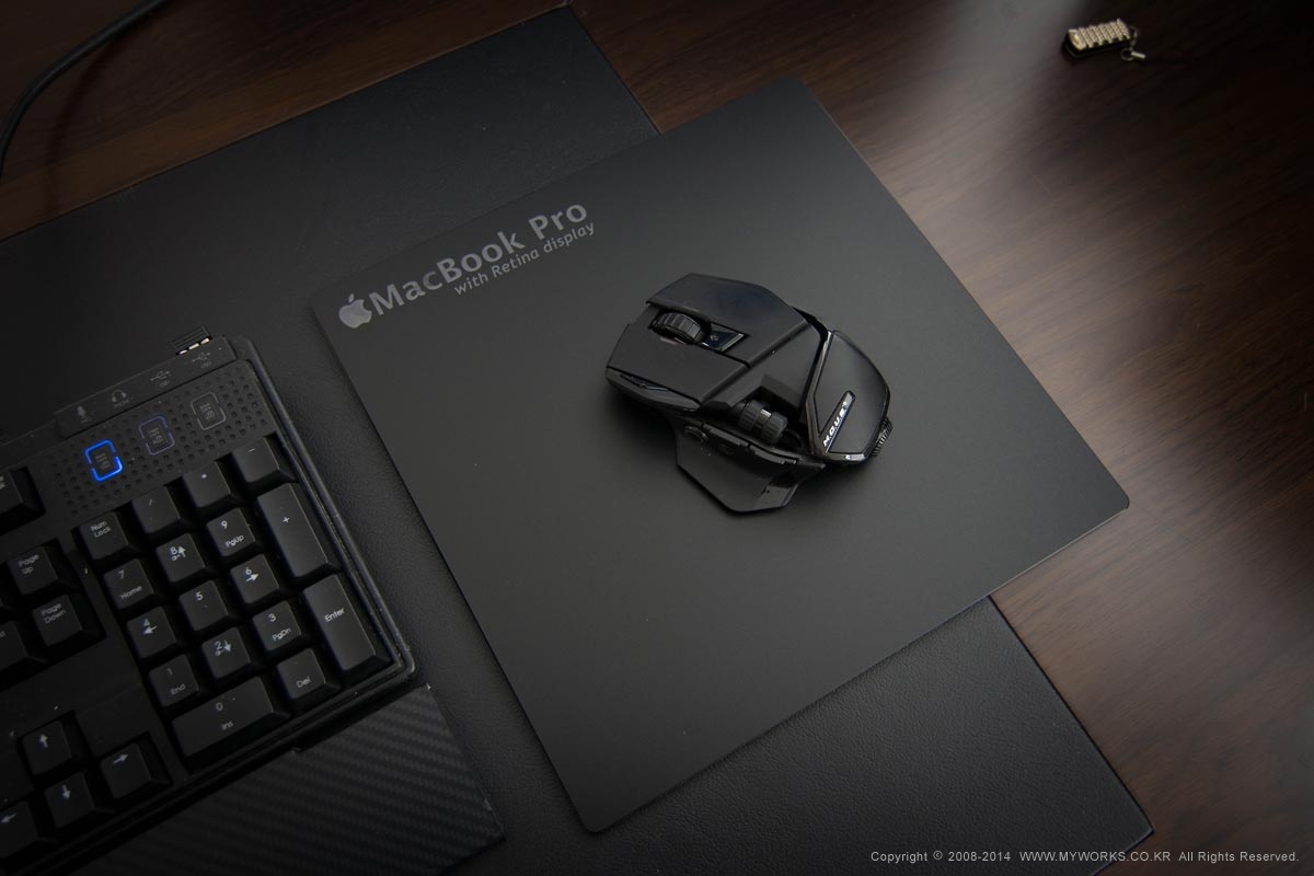 mousepad-1.jpg